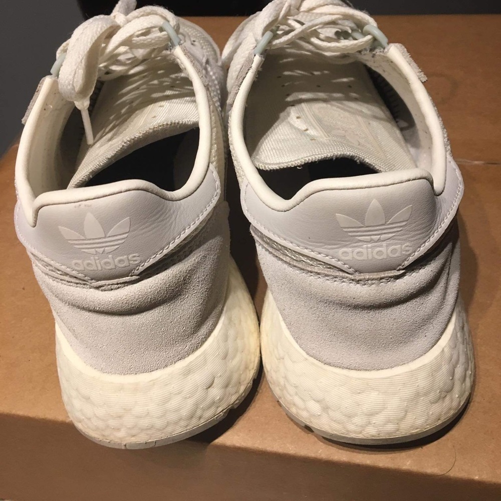 Adidas - Picture 7 of 8